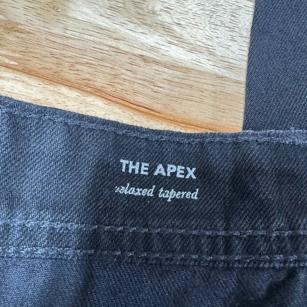 AG Adriano Goldschmied NWT The Apex Relaxed Tapered Men's Black Size 30 Jeans